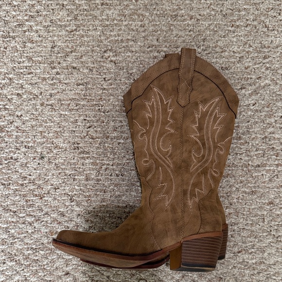 IUV cowboy boots Shoes - Brown Western Ankle Boots